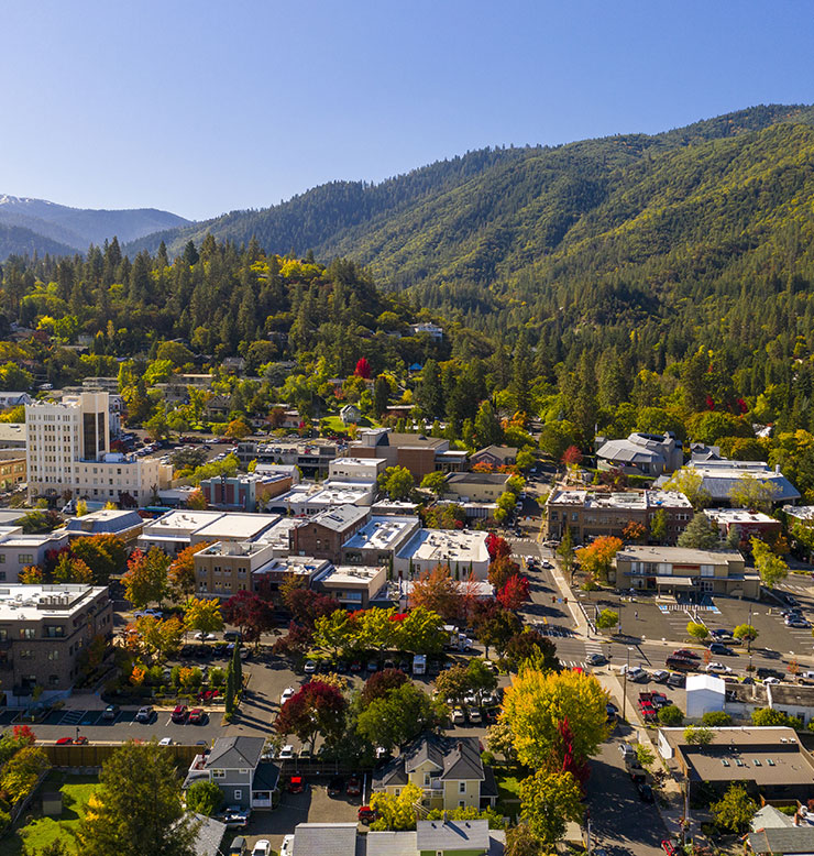 Fall colors in downtown Ashland
